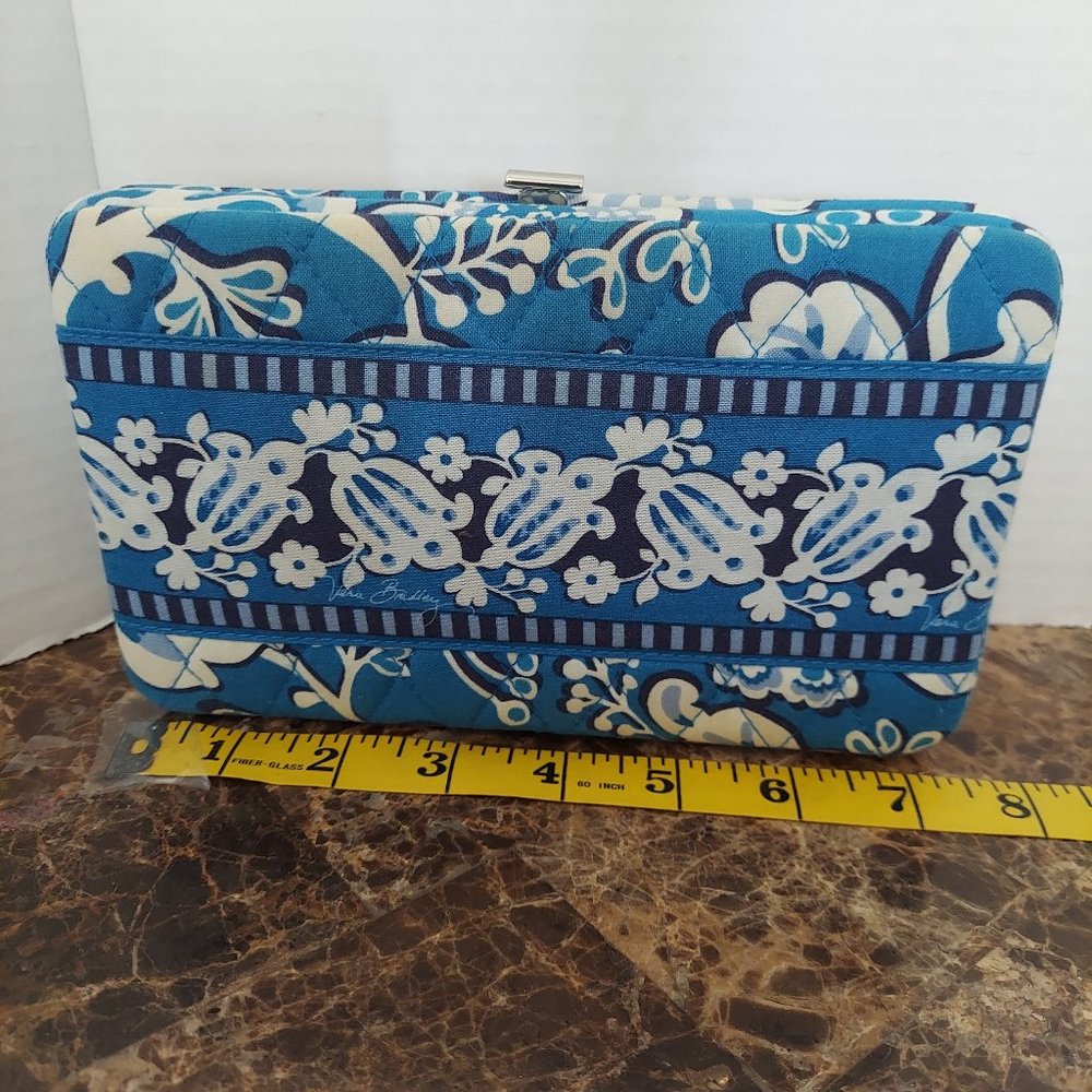Vera Bradley wallet